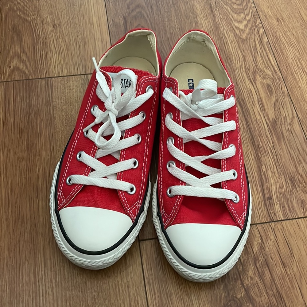 Red converse